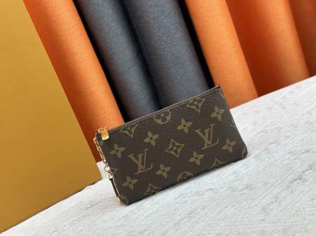 2025年5月28日入荷Louis VuittonM1355...