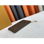 2025年5月28日入荷Louis Vuitton バッグM13560  Pochette Clés Monogram SIZE：24×15.5×1cm 人気の新作/誕生日プレゼント/ZC工場