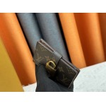 2025年5月28日入荷Louis Vuitton 財布Maison “PortfoilleLowy·Compact”  M12408   SIZE： 11 x 8.5 x 2CM 人気の新作/誕生日プレゼント/ZC工場