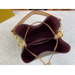 2025年5月28日入荷Louis Vuitton バッグM46581  NéONOé BB Monogram Neoono BB 20 x 20 x 13 cm。 人気の新作/誕生日プレゼント/ZC工場