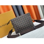 2025年5月28日入荷Louis Vuitton バッグCoussin  SIZE：26 x 20 x 12CM 人気の新作/誕生日プレゼント/ZC工場
