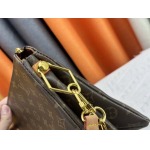 2025年5月28日入荷Louis Vuitton バッグCoussin  SIZE：26 x 20 x 12CM 人気の新作/誕生日プレゼント/ZC工場