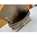 2025年5月28日入荷Louis Vuitton バッグANYTIME FLAP BAG M14604 29.5x18.5x9.5 人気の新作/誕生日プレゼント/ZC工場