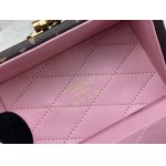 2025年5月28日入荷Louis Vuitton バッグ【Camera Box】村上隆） M14173 M10079 Camera Box  Monogram21.5 x 10.5 x 17.5 CM 人気の新作/誕生日プレゼント/ZC工