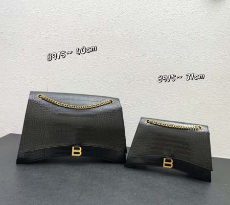 2025年5月29日入荷新作 Balenciaga  cru...