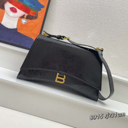 2025年5月29日入荷新作 Balenciaga crus...