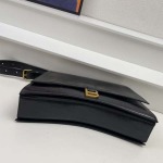 2025年5月29日入荷新作 Balenciaga crush SIZE： 31x 20x 10cm  SIZE： 40× 25× 13cm    お安い/人気/革/バッグ/XX工場