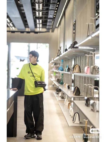 2025年5月29日入荷新作 Balenciaga Crus...