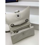 2025年5月29日入荷新作 Balenciaga Crush SIZE：21x4.5x15cm    お安い/人気/革/バッグ/XX工場