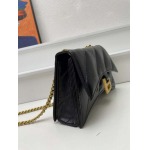 2025年5月29日入荷新作 Balenciaga Crush SIZE：21x4.5x15cm    お安い/人気/革/バッグ/XX工場