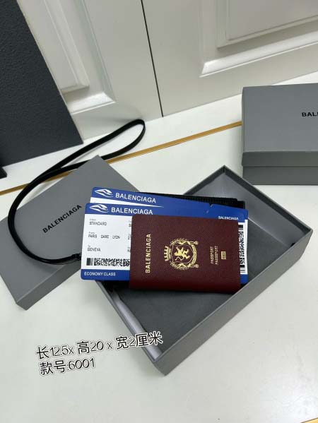 2025年5月29日入荷新作パスポートケースBalencia...