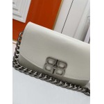 2025年5月29日入荷新作Balenciaga  新作23FallBB Soft 26*24.8*3cm/36*23.8*4cmお安い/人気/革/バッグ/XX工場