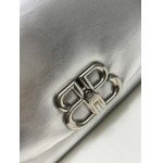 2025年5月29日入荷新作Balenciaga 新作 HOBO size：24-18-10cmお安い/人気/革/バッグ/XX工場