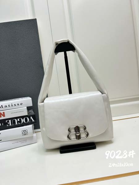 2025年5月29日入荷新作Balenciaga 新作 HO...