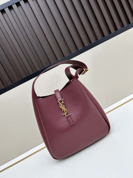 2025年5月29日入荷新作新作P260YSLわきの下バッグ...