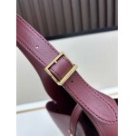 2025年5月29日入荷新作新作P260YSLわきの下バッグSIZE22x21x9お安い/人気/革/バッグ/XX工場