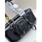 2025年5月29日入荷新作 PRADA SIZE：30x15x13cm お安い/人気/革/バッグ/XX工場