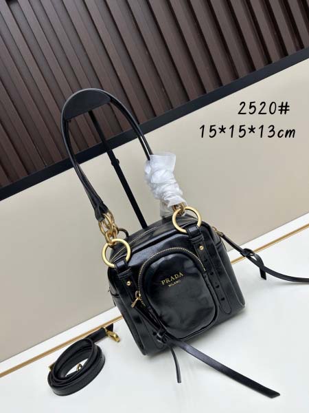 2025年5月29日入荷新作 PRADA SIZE15x15...