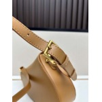 2025年5月29日入荷新作 Soft Saddle Dior  SIZE:24x20x7CM お安い/人気/革/バッグ/XX工場