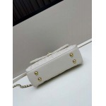 2025年5月29日入荷新作   Chanel  coco handle  Coco  SIZE22x15x8  お安い/人気/革/バッグ/XX工場
