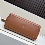 2025年5月29日入荷新作 VALENTINO GARAVANI ANTIBES SIZE: 35X 29X 18CM お安い/人気/革/バッグ/XX工場