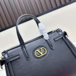 2025年5月29日入荷新作VALENTINO GARAVANI ANTIBES SIZE: 22X 19X 12CM お安い/人気/革/バッグ/XX工場