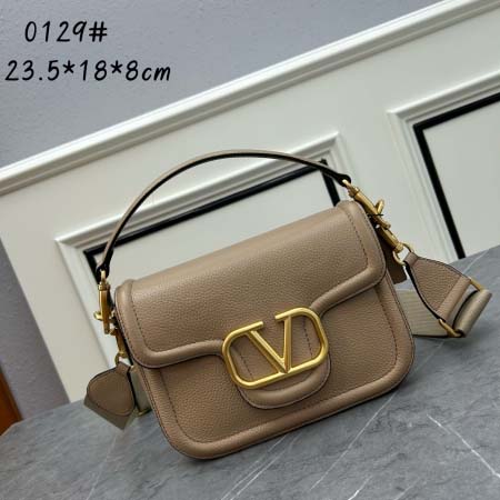 2025年5月29日入荷新作 VALENTINO GARAV...