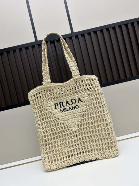 2025年5月29日入荷新作P210 Prada SIZE：...
