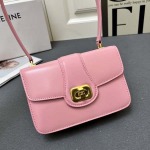 2025年5月29日入荷新作CELINE 2025 Teen tromphe SIZE:19*13*5cmお安い/人気/革/バッグ/XX工場