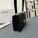 2025年5月29日入荷新作CELINE 2025 Teen tromphe SIZE:19*13*5cmお安い/人気/革/バッグ/XX工場