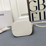 2025年5月29日入荷新作CELINE LouiseSIZE:13.5*16*10cmお安い/人気/革/バッグ/XX工場