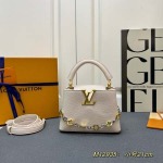 2025年5月29日入荷新作Louis VuittonM12935 Capucines CapucinesChain On You Monogram SIZE::21×14×8cmお安い/人気/革/バッグ/XX工場