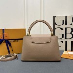 2025年5月29日入荷新作Louis Vuitton  M12938 M12937Capucines ChainOnYou Taurillon SIZE::27×18×9cmSIZE::31.5×20×11cmお安い/人気/革/バッグ/X