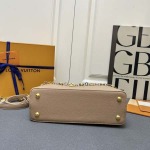 2025年5月29日入荷新作Louis Vuitton  M12938 M12937Capucines ChainOnYou Taurillon SIZE::27×18×9cmSIZE::31.5×20×11cmお安い/人気/革/バッグ/X