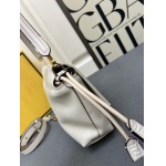 2025年5月29日入荷新作 Fendi SIZE:26.5X18X8.5Cmお安い/人気/革/バッグ/XX工場