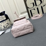 2025年5月29日入荷新作 dior caro SIZE:20x24x9CMお安い/人気/革/バッグ/XX工場