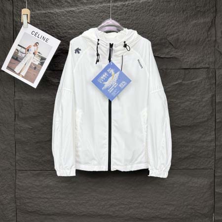 2025年5月30日入荷新作DESCENTEジャケット高品質...