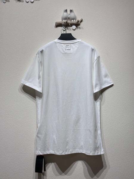 2025年6月4日入荷新作FENDI半袖 tシャツ高品質★ファッション/誕生日プレゼント/贈り物/SD工場