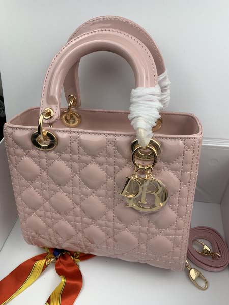2025年6月5日入荷新作 Lady Dior SIZE:24CMx20CMx11CM    お安い/人気/革/バッグ/SY工場