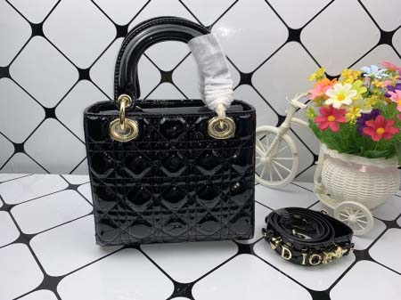 2025年6月5日入荷新作20CMx16.5CMx8CM  Lady Diorお安い/人気/革/バッグ/SY工場