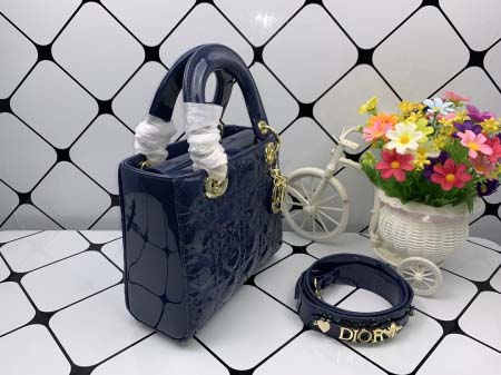 2025年6月5日入荷新作20CMx16.5CMx8CM  Lady Diorお安い/人気/革/バッグ/SY工場