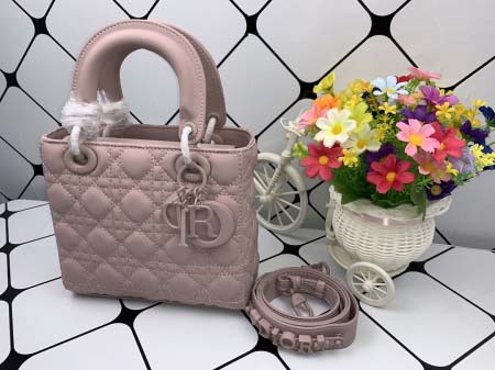 2025年6月5日入荷新作20CMx16.5CMx8CM  Lady Diorお安い/人気/革/バッグ/SY工場