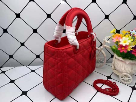 2025年6月5日入荷新作24CMx20CMx9.5CM  Lady Diorお安い/人気/革/バッグ/SY工場