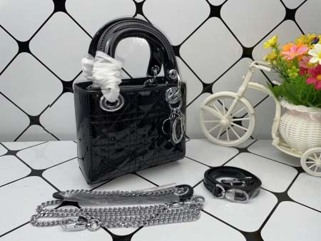 2025年6月5日入荷新作17CMx15CMx7CM  Lady Diorお安い/人気/革/バッグ/SY工場