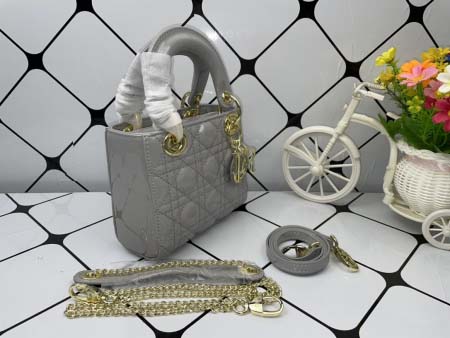 2025年6月5日入荷新作17CMx15CMx7CM  Lady Diorお安い/人気/革/バッグ/SY工場