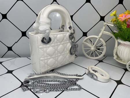 2025年6月5日入荷新作17CMx15CMx7CM  Lady Diorお安い/人気/革/バッグ/SY工場