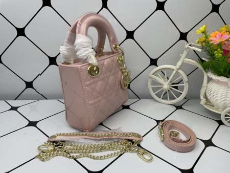 2025年6月5日入荷新作17CMx15CMx7CM  Lady Diorお安い/人気/革/バッグ/SY工場