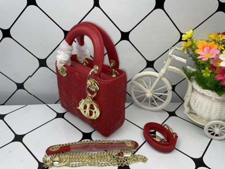 2025年6月5日入荷新作 17CMx15CMx7CM  Lady Diorお安い/人気/革/バッグ/SY工場