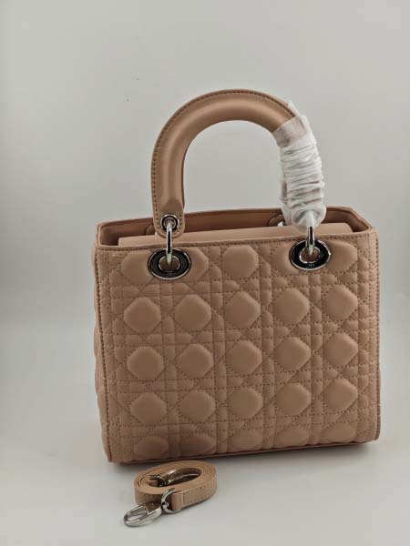 2025年6月5日入荷新作24CMx20CMx9.5CM  Lady Diorお安い/人気/革/バッグ/SY工場