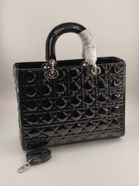 2025年6月5日入荷新作32CMx24CMx12CM  Lady Diorお安い/人気/革/バッグ/SY工場